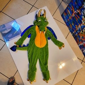 halloween costume, green dragon, golden horns.  size 3t-4t . 30$